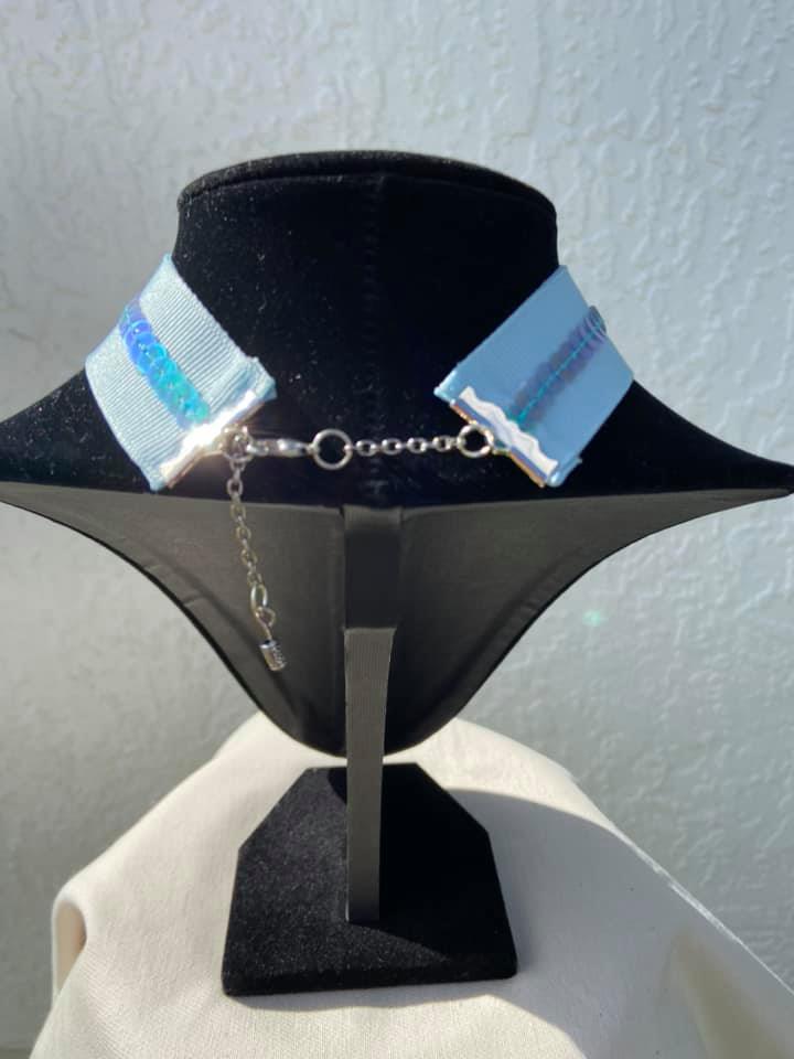 Women's Snowflake Choker