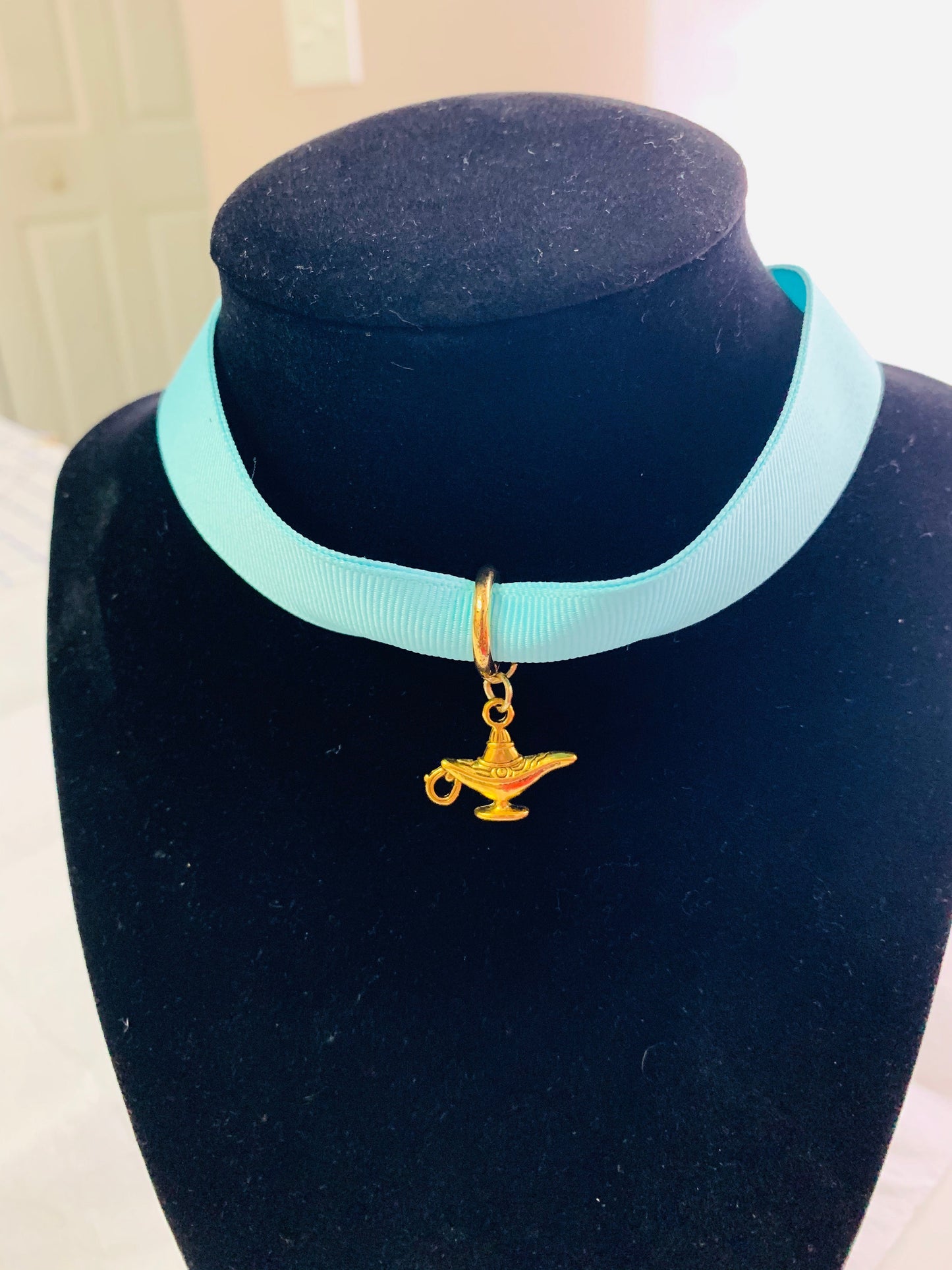 Women's Magic Lamp Princess Choker Necklace