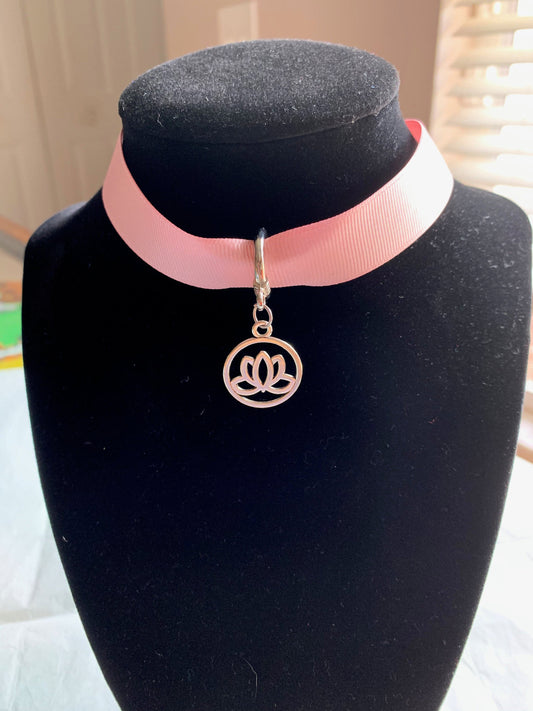 Women’s Lotus Blossom Choker Necklace